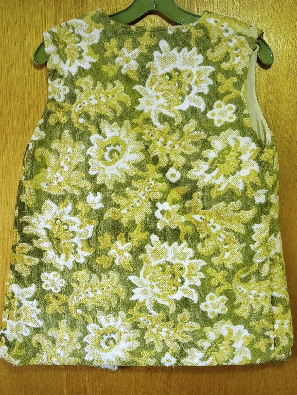 Vintage Retro Floral Open Front Vest. Olive Green, Gold & White. Medium? - Picture 3 of 3
